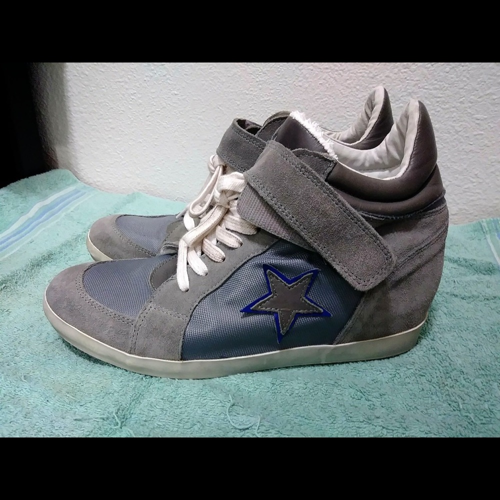 Steve Madden Cute Gray High Tops - Picture 1 of 8
